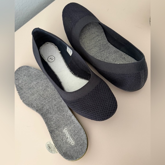 Allbirds Women's Black Flats 8.5 - Picture 6 of 6